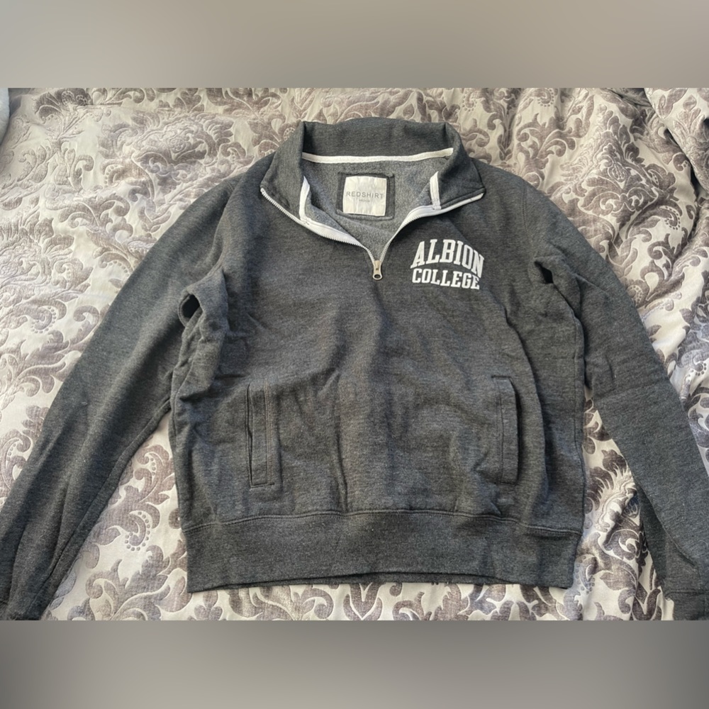 Albion College 3/4 zip long sleeve with pockets
